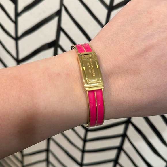 Michael Kors pink and gold enamel snap bracelet - Picture 5 of 5